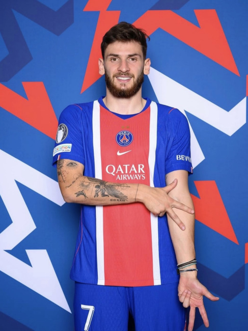 クヴィチャ・クヴァラツヘリア_百度百科