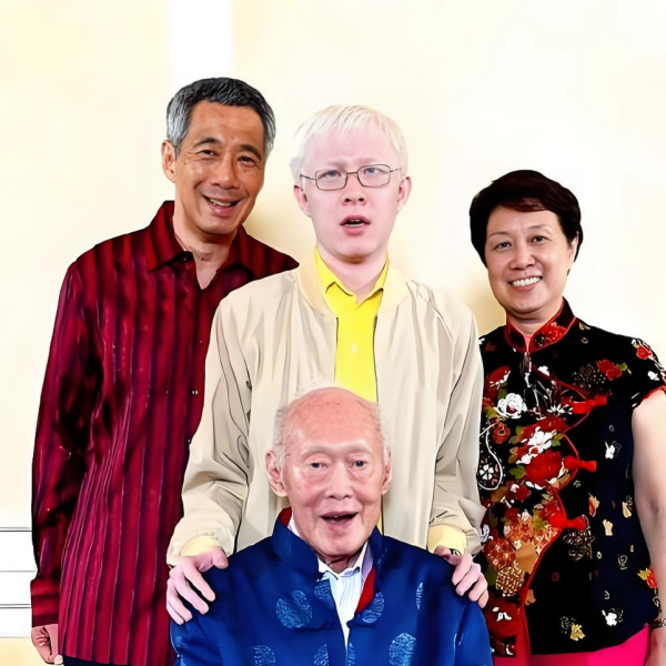 リー・イーポン_百度百科