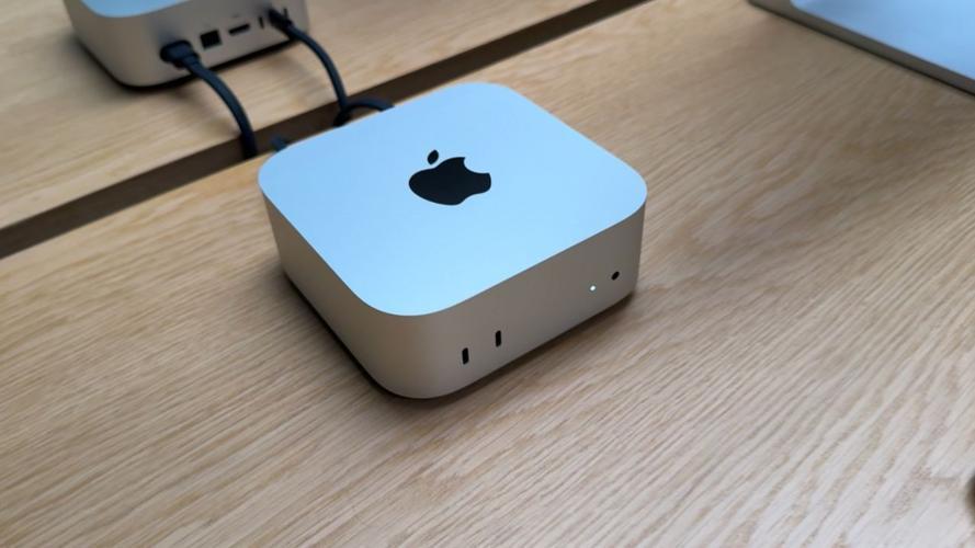 Mac mini M4（アップルが発表したM4チップを搭載したMac mini本体）_