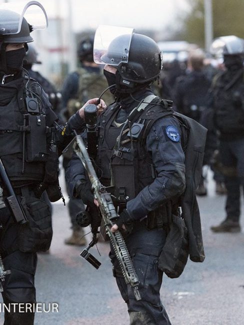 GIGN（A special assault team engaged in counter-terrorism operations ...