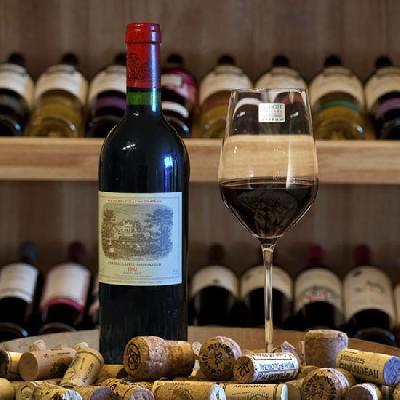 Château Lafite-Rothschild（Queen of the Wine Kingdom）_Baiduwiki