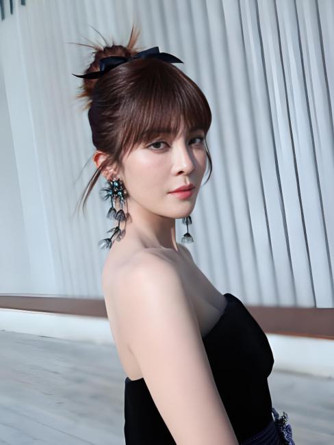 Kelly Cheung（アメリカ系中国人の女優、司会者、モデル）_百度百科