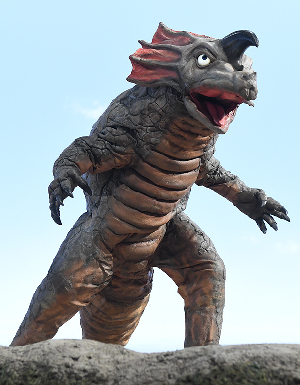 カプセル怪獣アギラ_百度百科