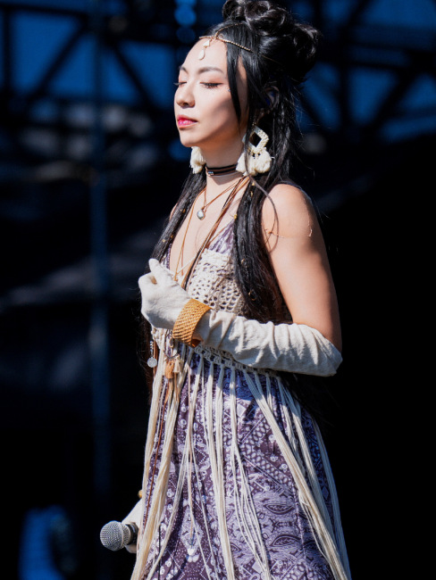 FiFi Rong（British female singer）_Baiduwiki