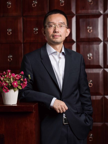 Yu Rong（Chairman of Meinian Onehealth Healthcare Group Co., Ltd. and ...
