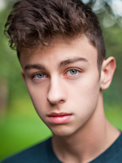 Will Shadley（An American actor born in 1999.）_Baiduwiki