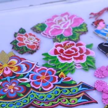 三穂ミャオ族刺繍_百度百科