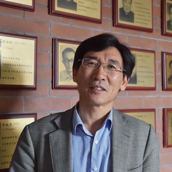 Qi-Kun Xue（第14期全国人民代表大会代表、中国科学院院士、南方科技