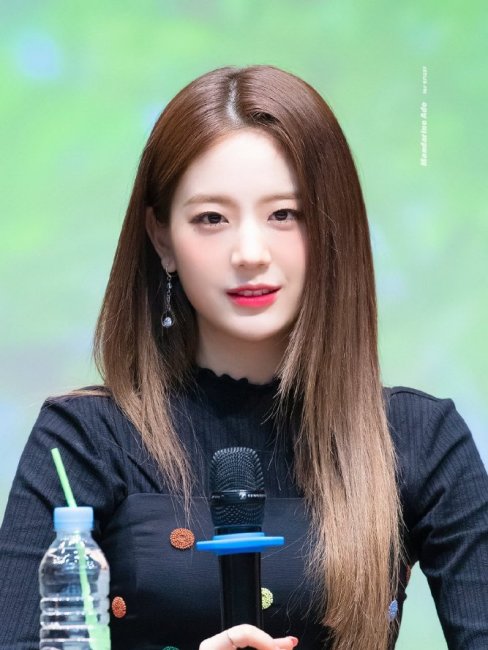 Jang Gyu-ri（South Korean pop singer and actress）_Baiduwiki
