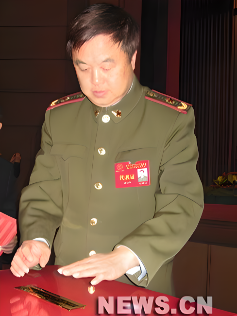 Hu Hongwei（Deputy Head of the Shenyang Military Region Forward Song and ...