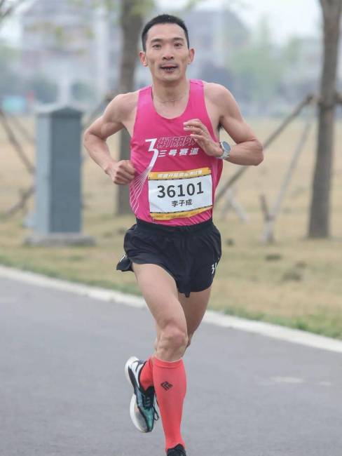 Li Zicheng（Chinese marathon runner）_Baiduwiki