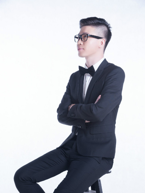 Alex（中国本土の男性歌手、シンガーソングライター）_百度百科