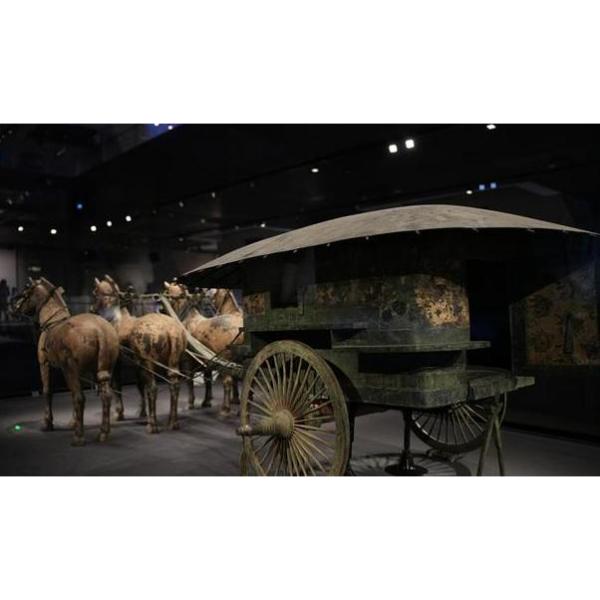 中国　銅車馬　記念盾 秦銅車馬_百度百科