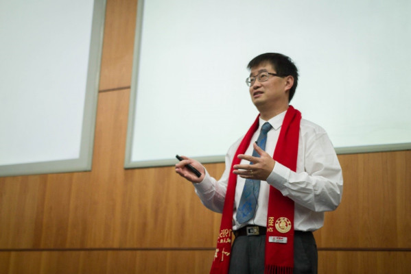 Jun Ye（Professor at the University of Colorado Boulder, foreign member ...
