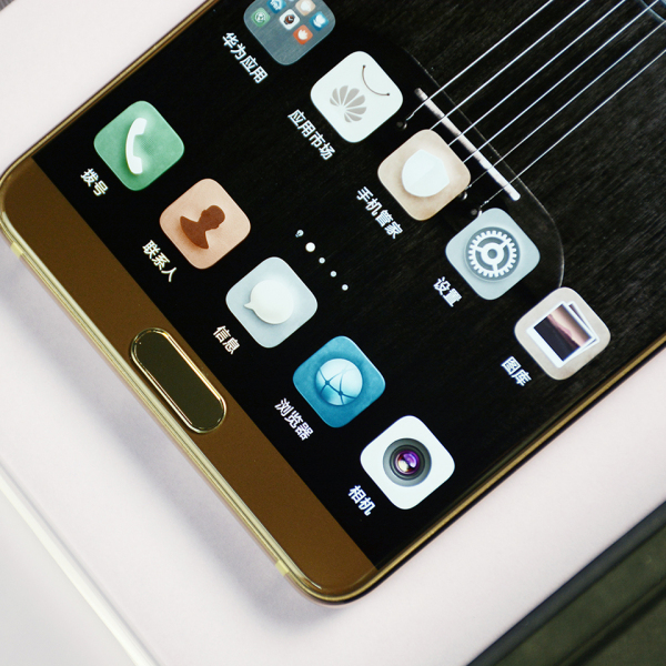 HUAWEI Mate 10（ファーウェイが2017年に発表したスマートフォン製品