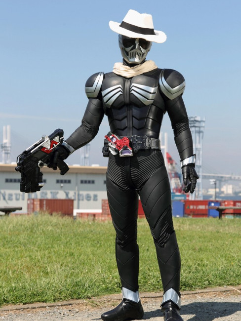 鳴海宗吉　吉川晃司　仮面ライダースカル　仮面ライダーダブル　DVD付き 仮面ライダースカル_百度百科