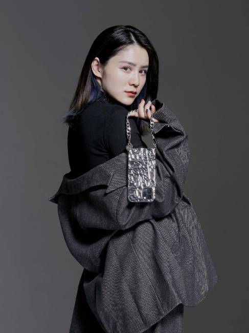 Carina（Model, Actress）_Baiduwiki