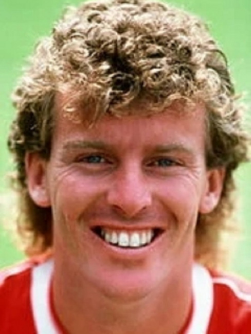 Graham Rix（footballer from the English region）_Baiduwiki