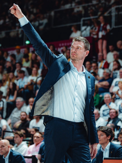 Tiago Splitter（Former NBA player and interim head coach for the NBA's ...
