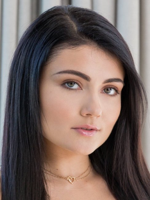 Adria Rae（actor and director）_Baiduwiki