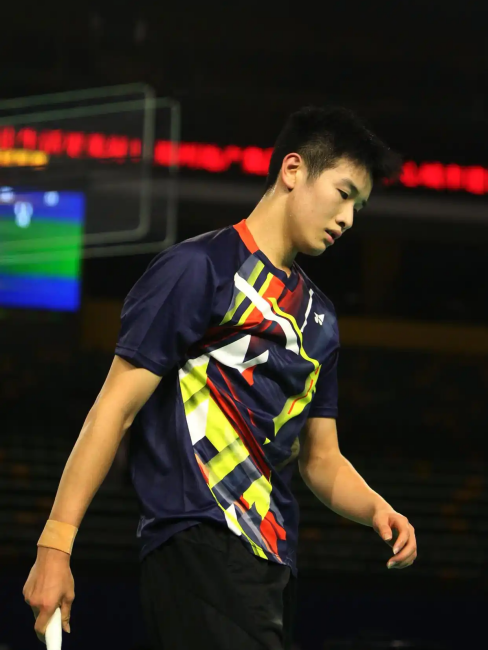 Li Shi Feng（Chinese badminton player）_Baiduwiki