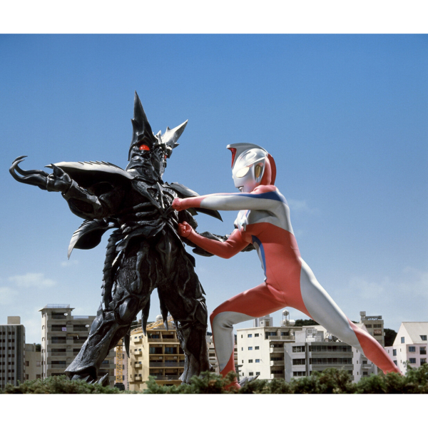 ウルトラマンコスモス コロナモード_百度百科
