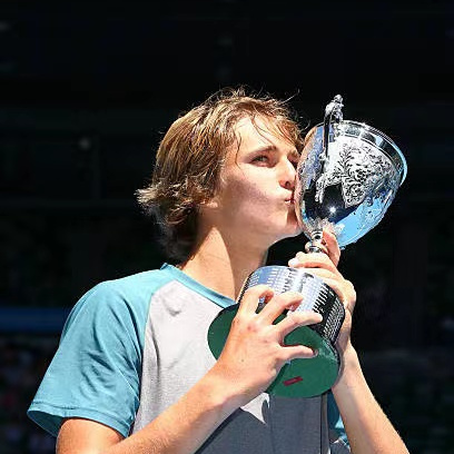 直筆サイン入りユニフォーム アレクサンダー・ズベレフ プロテニス選手 london-england-alexander-