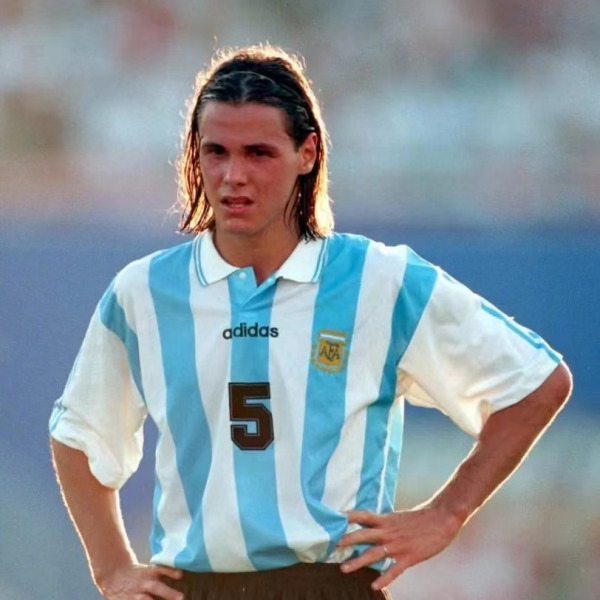 [タグ付・希少] アルゼンチン代表 フェルナンド・レドンド選手 1999年ユニ フェルナンド・レドンド_百度百科