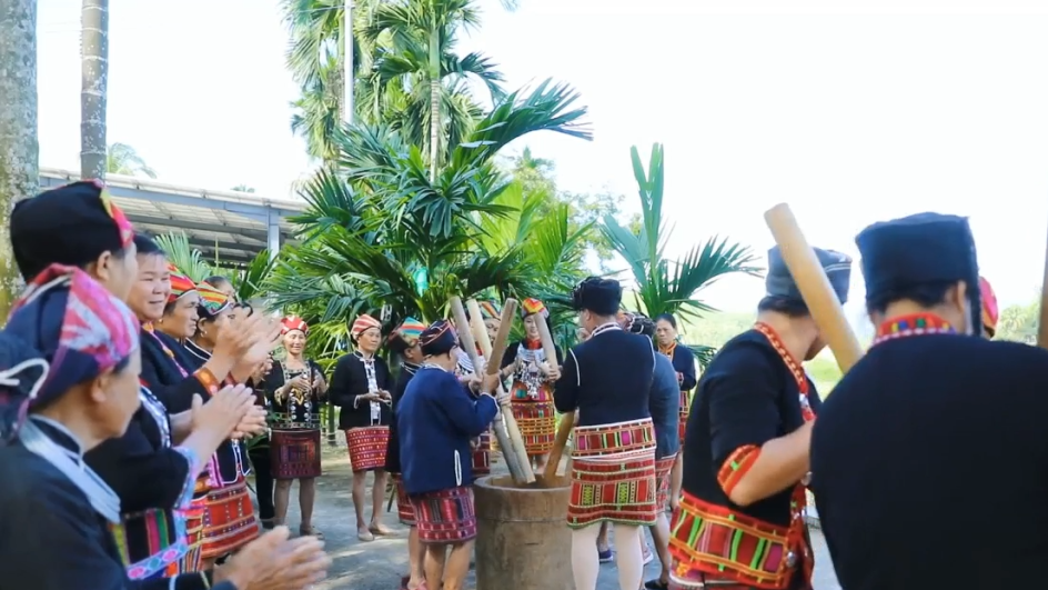 Li Ethnic Group's Rice Pounding Dance_Baiduwiki