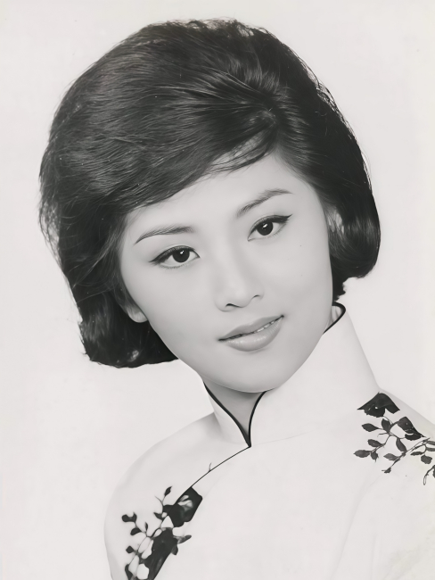 Kam Fung Miu（中国香港の有名な女優）_百度百科