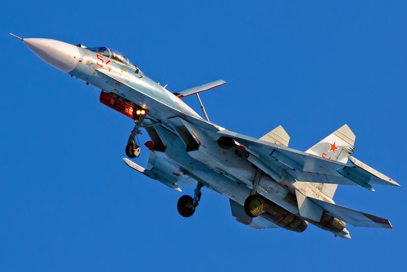 スホーイ Su-27_百度百科