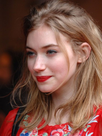 Imogen Poots（Actriz británica）_Baidu Enciclopedia
