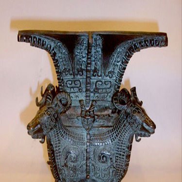 商代四羊青銅方形尊_百度百科