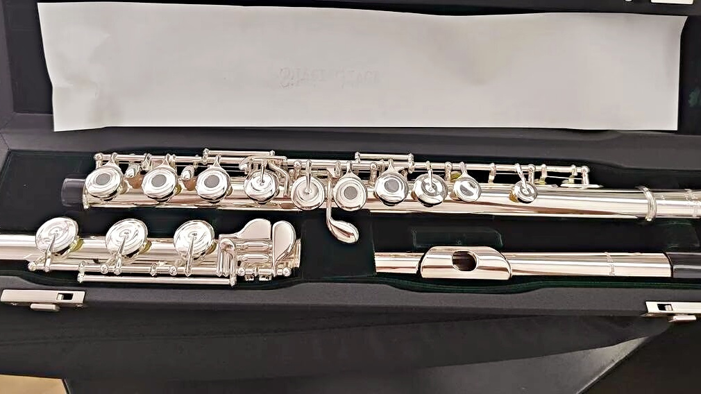 Flute（It is the primary treble melodic instrument in modern orchestral ...
