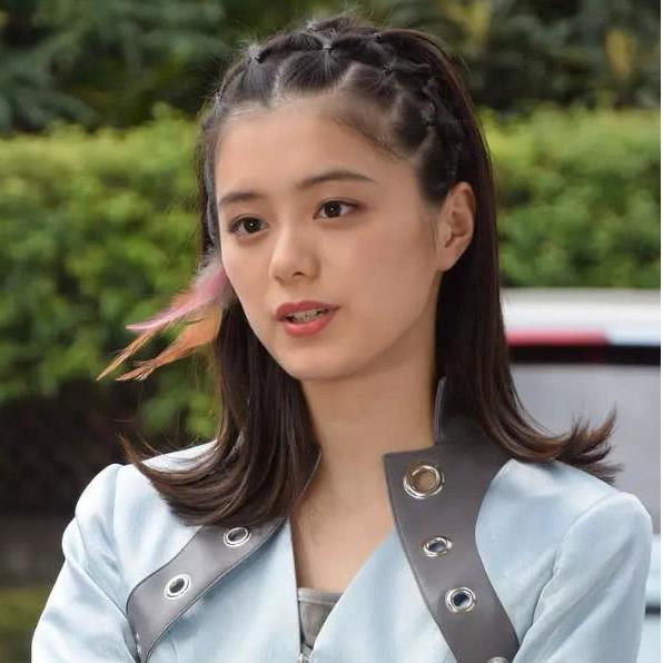 オーラ（Un personaje de la serie de tokusatsu japonesa *Kamen
