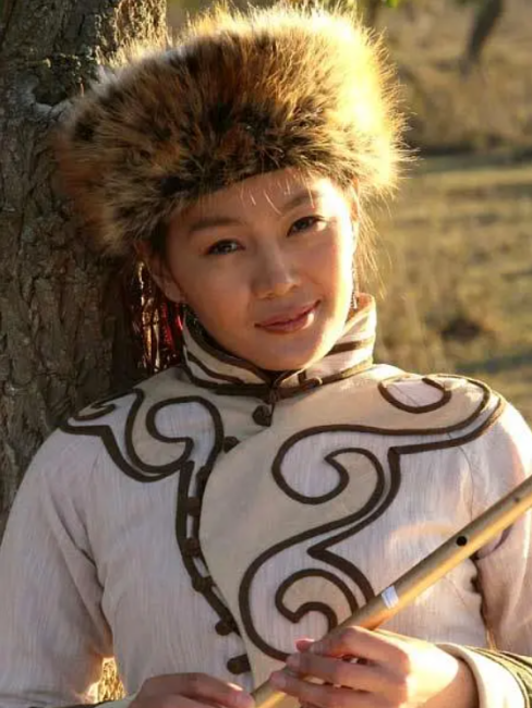 Ankhnyam Rachaa（Mongolian actress）_Baiduwiki