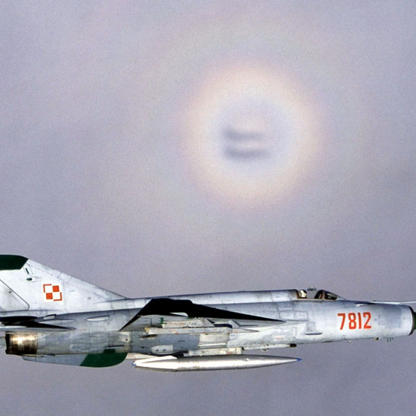 MIG-21（ソ連の超音速ジェット第2世代戦闘機の一種。）_百度百科