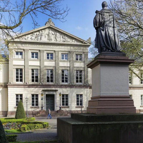 ドイツ語　ゲオルク・アウグスト大学ゲッティンゲン　歴史・資料 ゲオルク・アウグスト大学ゲッティンゲン_百度百科