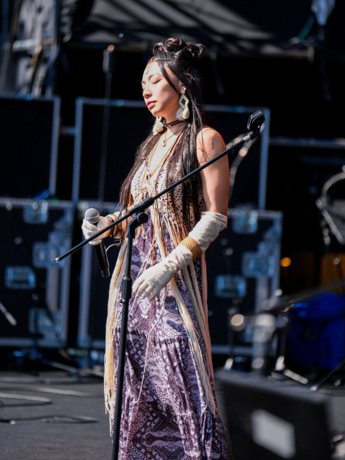 FiFi Rong（British female singer）_Baiduwiki