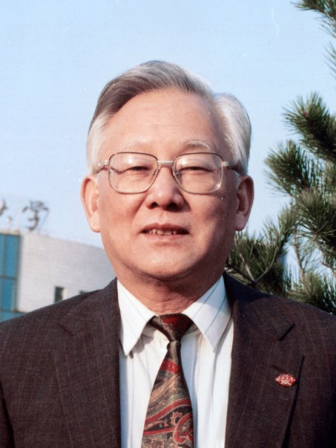 Zhang Yiwei（Foreign Academician of the Russian Academy of Natural ...