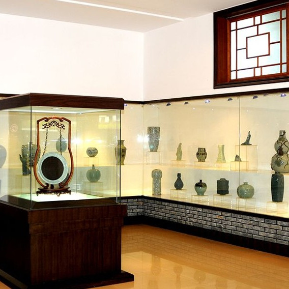 中国宜興陶磁器博物館_百度百科