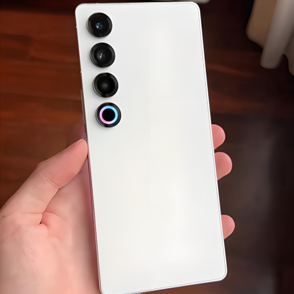 Meizu 21 Pro（2024年にMeizu Technologyによって発表された