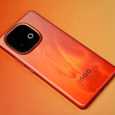 iQOO Z10（Линейка смартфонов, выпущенная iQOO в 2025 году.）_Байду