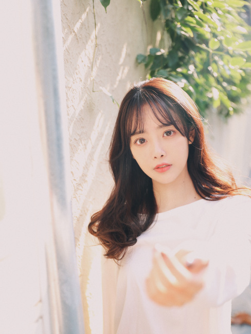 Rongjun Zhu（Chinese mainland female singer and actress.）_Baiduwiki