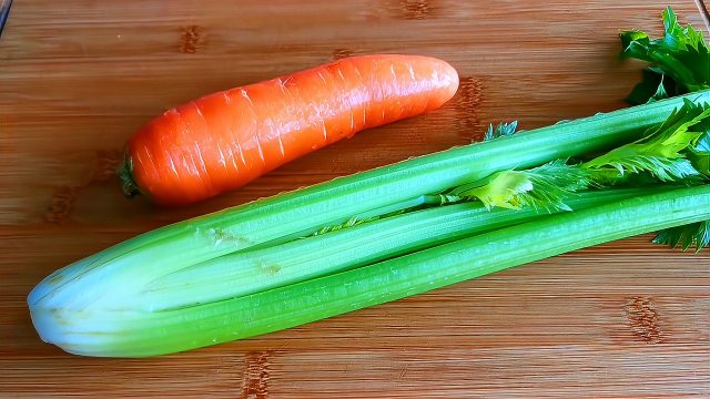 セロリとニンジン セロリとにんじん_百度百科