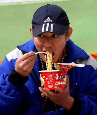 Jet Li（Singaporean actor, director, producer, and martial arts actor ...