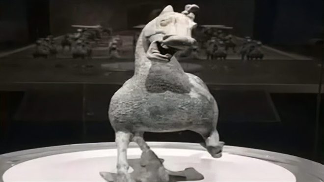 銅奔馬_百度百科