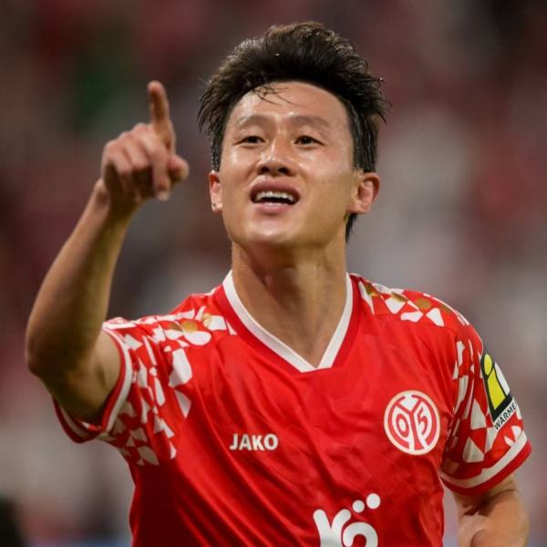 イ・ジェソン（韓国人の男子サッカー選手）_百度百科