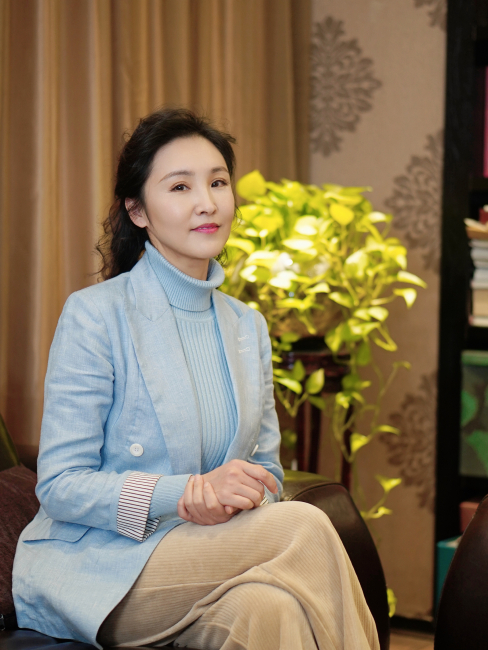 Yin Beichen（Mainland Chinese actress, host, teacher, and First-Class ...