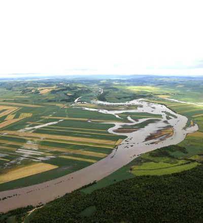 Nenjiang River（the largest tributary (or northern source) of the ...
